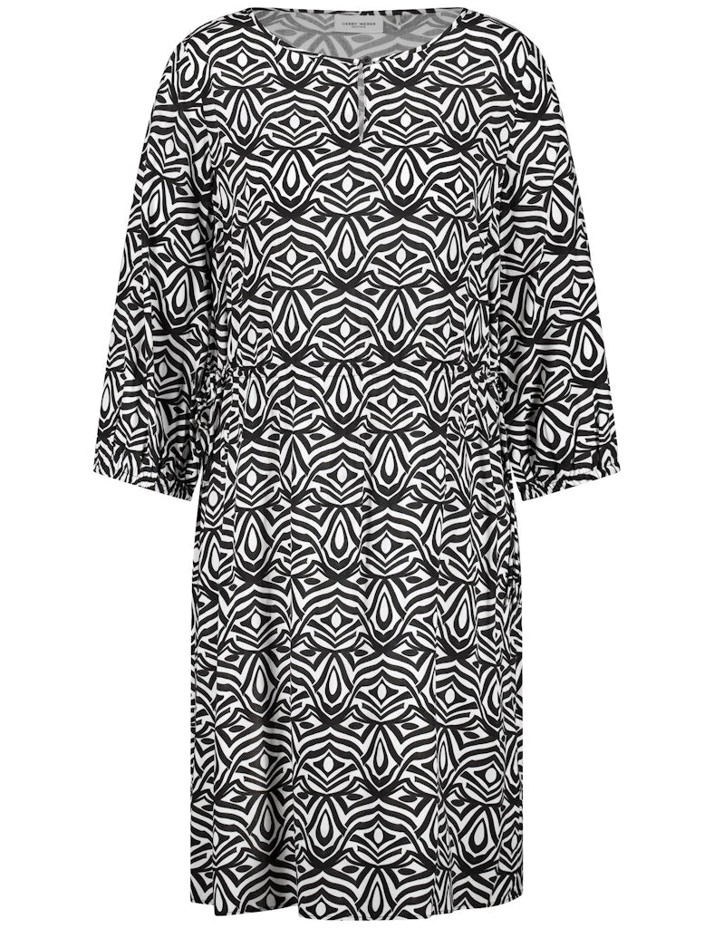 mw:variant:1550367